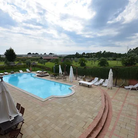 Guest house Primavera Latina